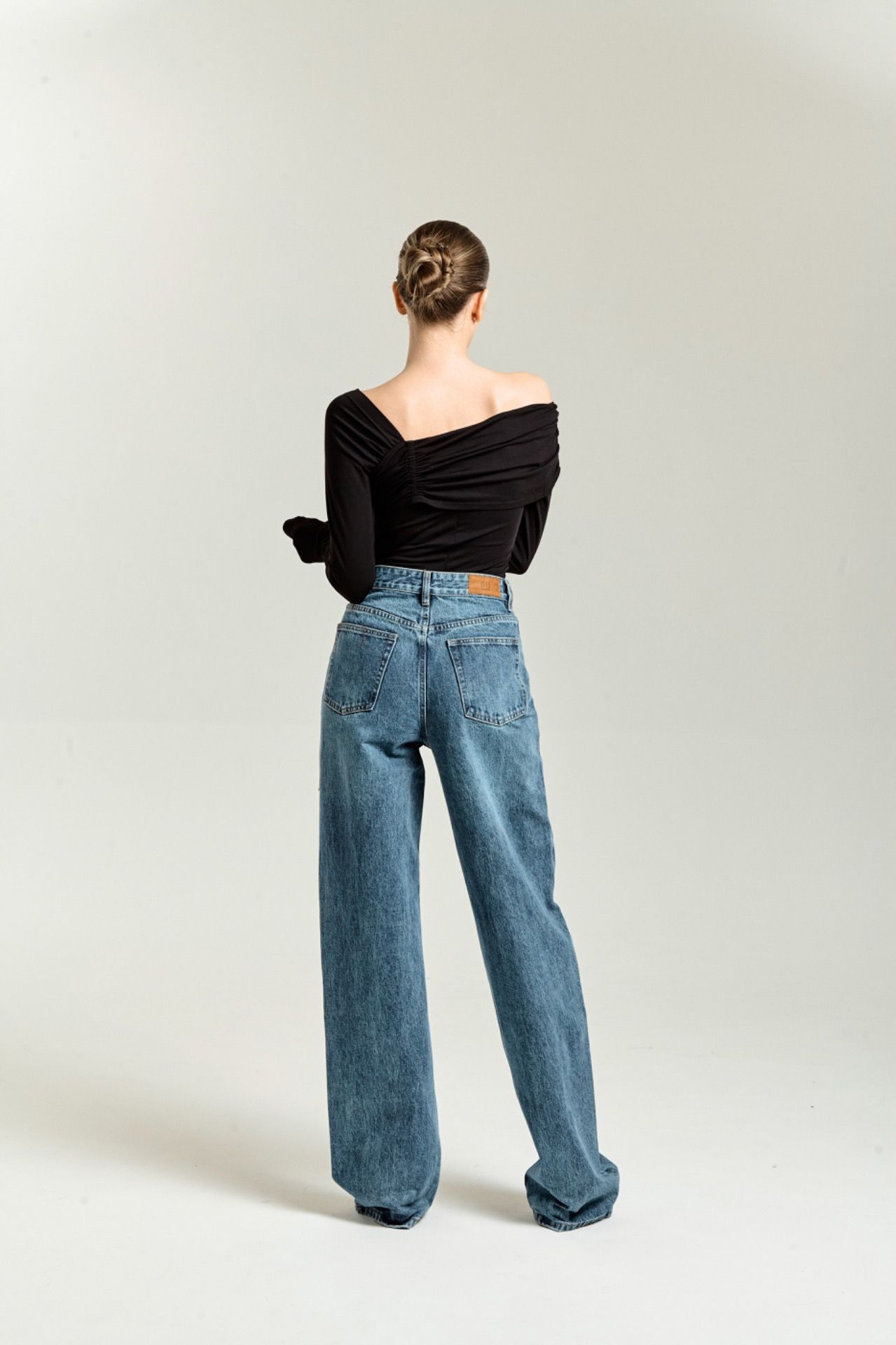 Straight High-Rise Jeans