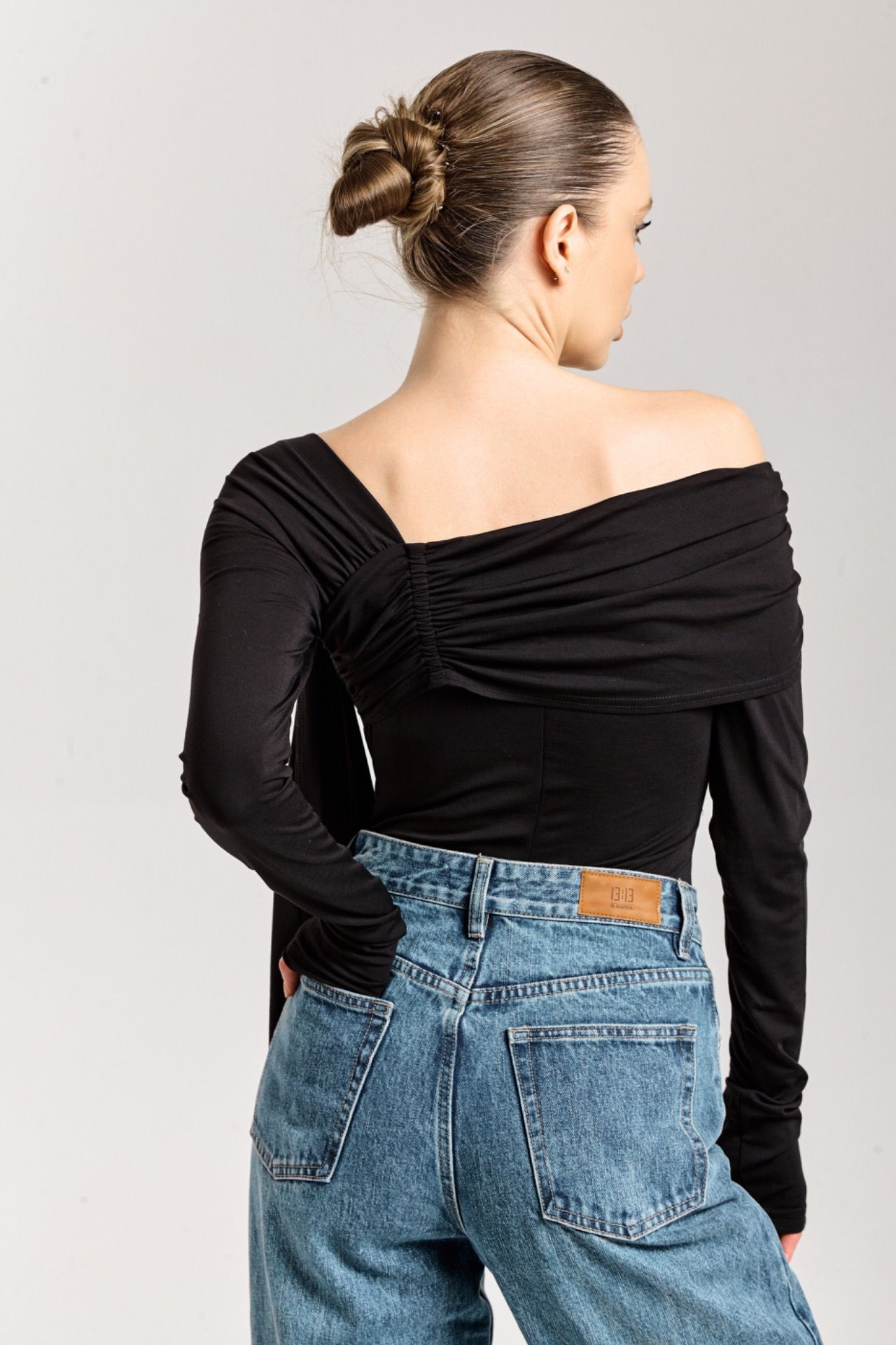 Straight High-Rise Jeans